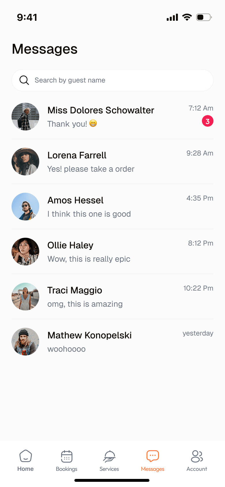 Traclet app messaging interface with client conversations